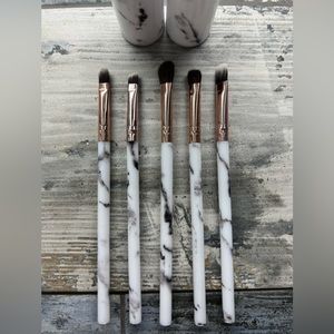 5 Set Little Makeup Brushes